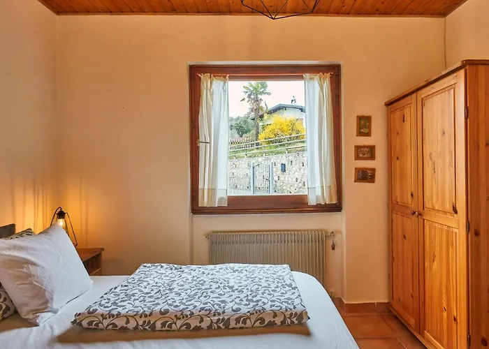 Casa de Férias Rocchetta By Interhome